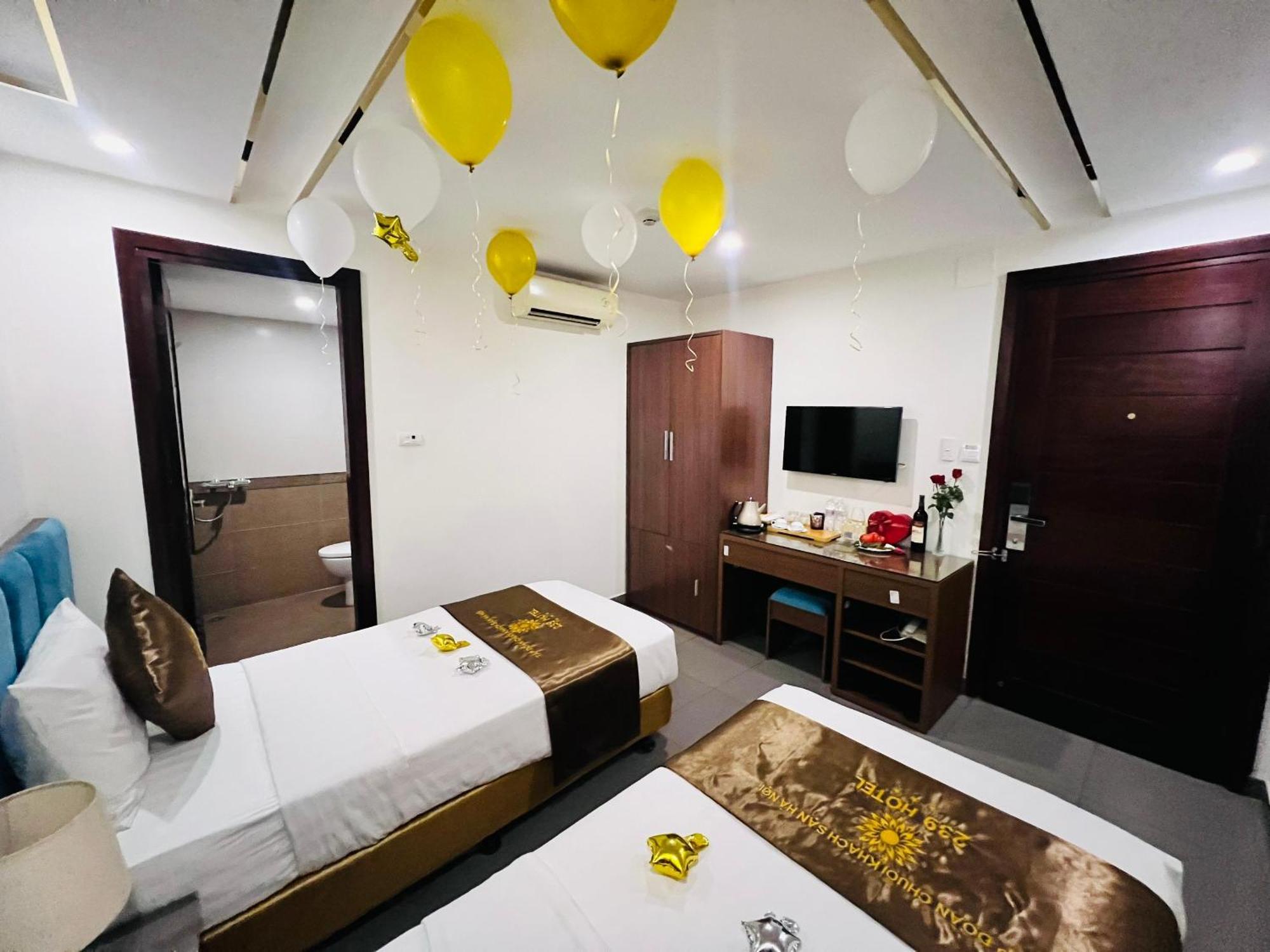 Khach San 239 Hotel Hanoi Exterior foto